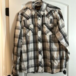 Prototype long sleeve button up casual tee large